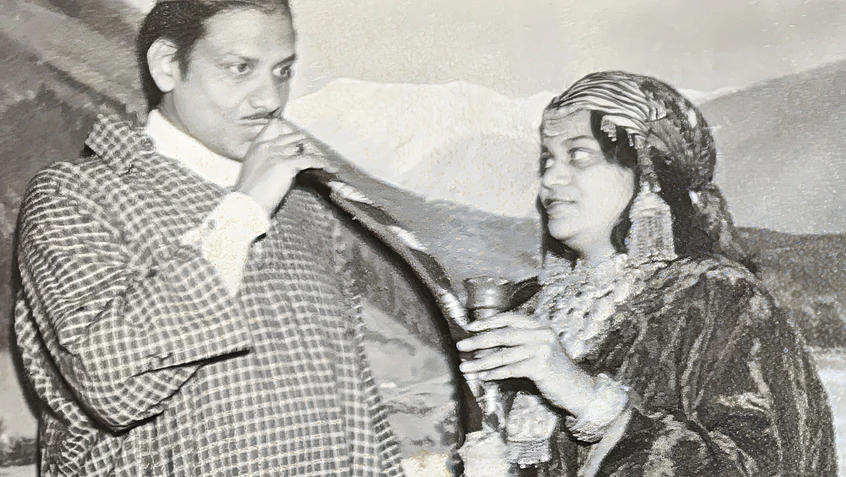 Dadu and Ma with Hookah