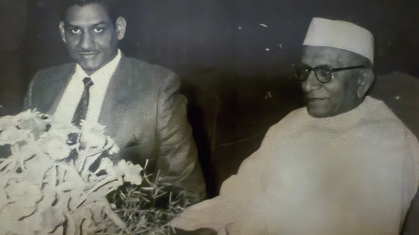 Dadu with Deputy PM Morarji Desai