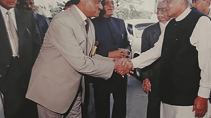 Dadu with PM Atal Bihari Vajpayee